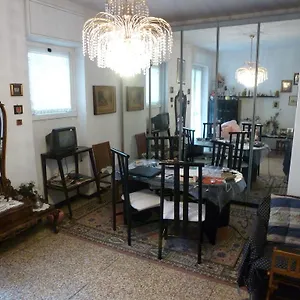 Antonietta Affittacamere